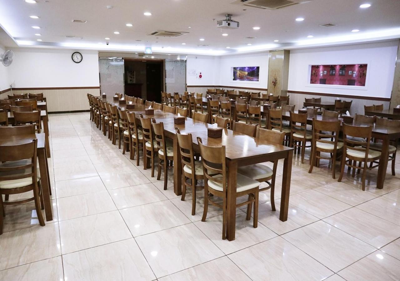 Jeju Parkside Tourist Hotel Exterior foto